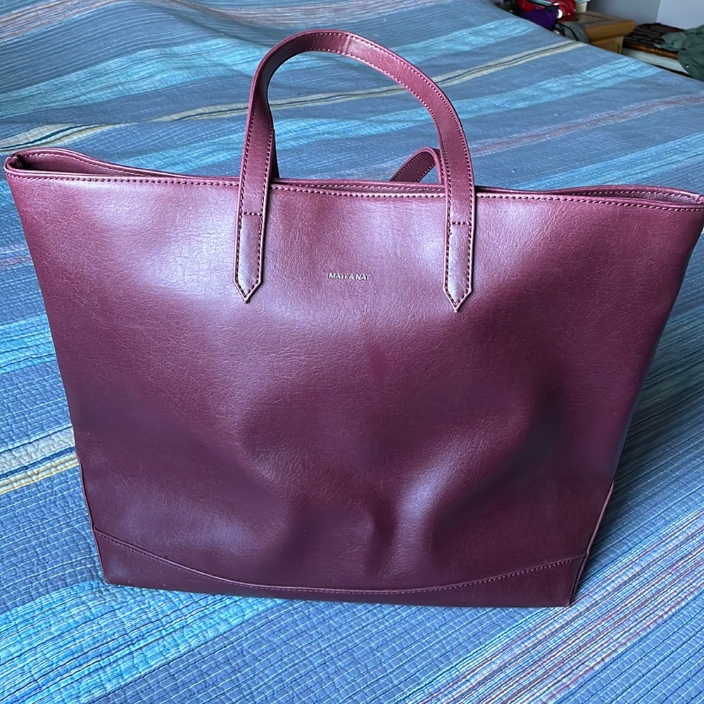Matt & Nat Burgundy Large Tote Bag